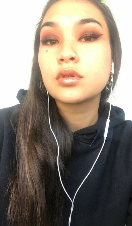 Sofia Addotta model pretty image