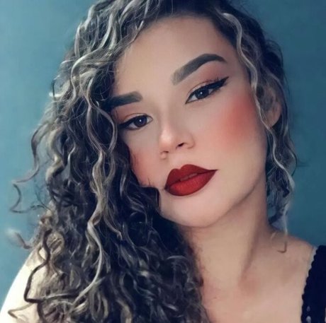 Fernanda Braga hot model photo