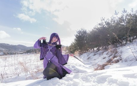 Akicoser sex actress pics