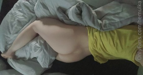 Hemulka Xutebow pornstar beautiful img