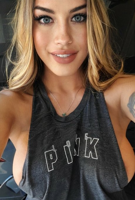 Bellaa Donnaa free star galleries