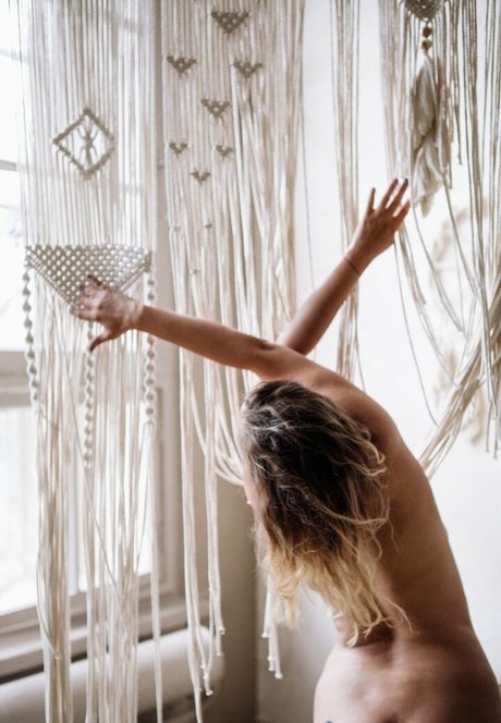 blowjob brunette onlyfans free naked pic