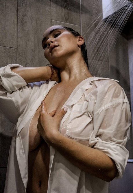 Lorraine Rase star pic