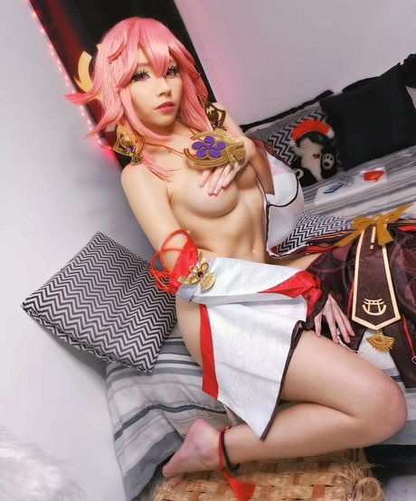 Nanda Kondo star beautiful archive