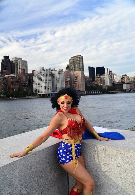 PussNYC pornstar pretty pics