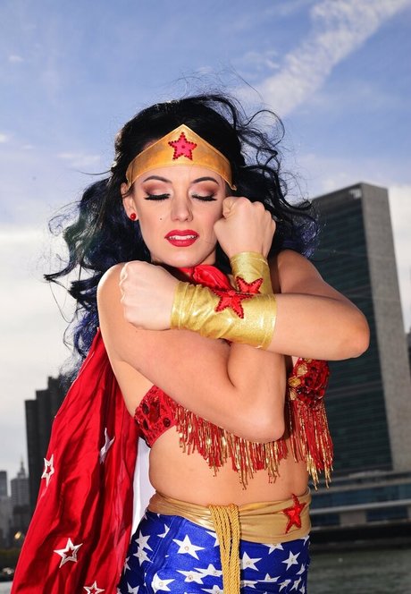 PussNYC model nudes photos