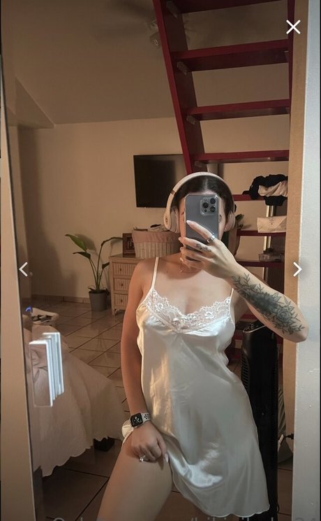 L patron24 top model photo