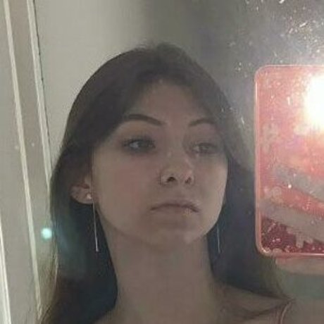 Emisia4 top actress photo