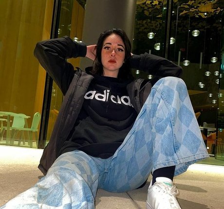 Rekapic hot star img