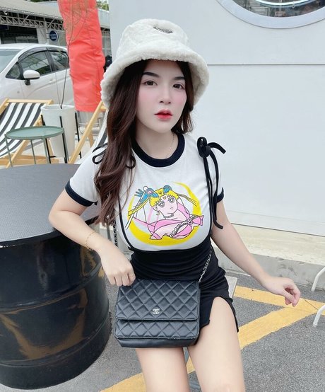 huge fake tits onlyfans hot naked photo