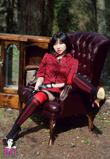 ArsenicLulu model naked pics