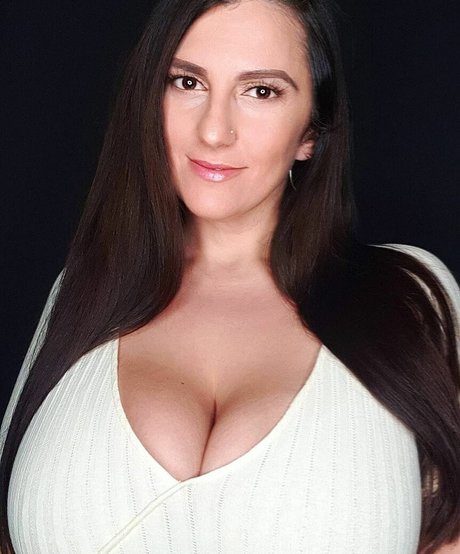 busty solo onlyfans free sexy picture