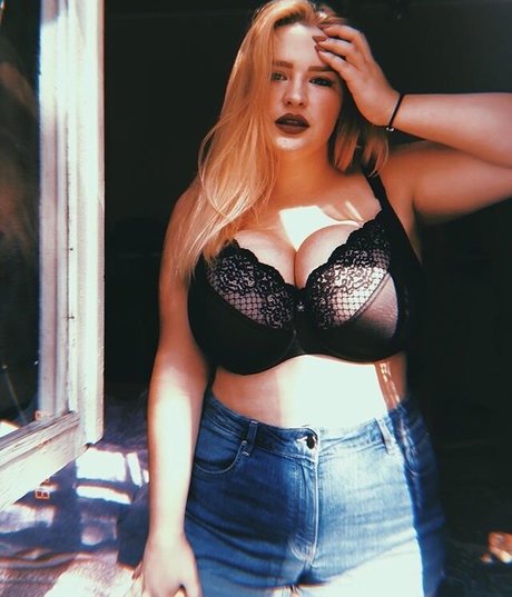 thick ass onlyfans free naked pictures