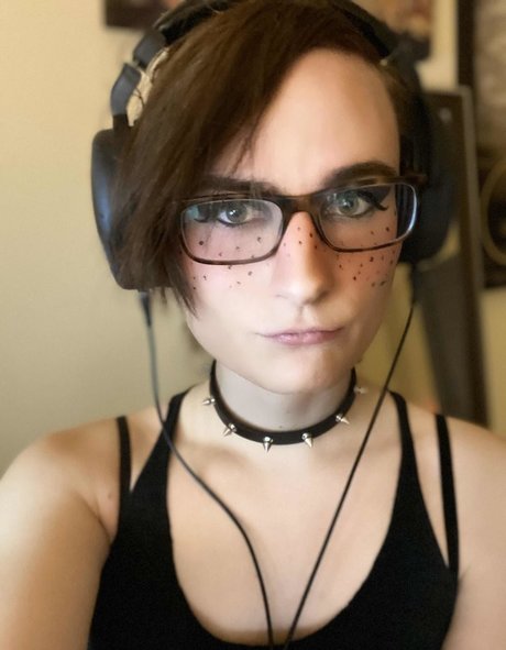 Ava Shade pretty star gallery