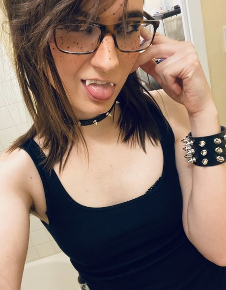 Ava Shade perfect model archive