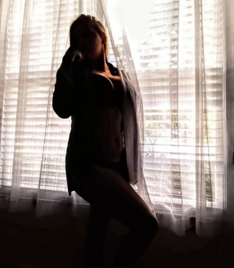 Tnbaecker xxx star pics