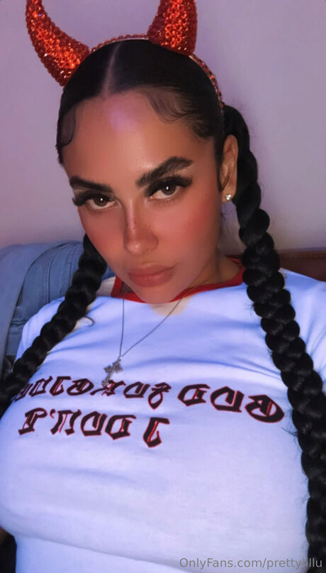 Prettylillu model nice gallery