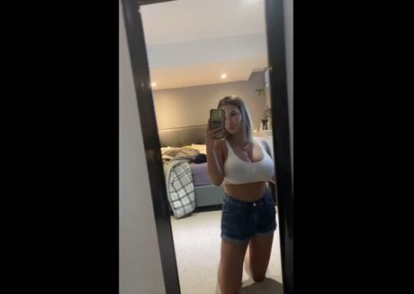 Paige F star sexy pictures