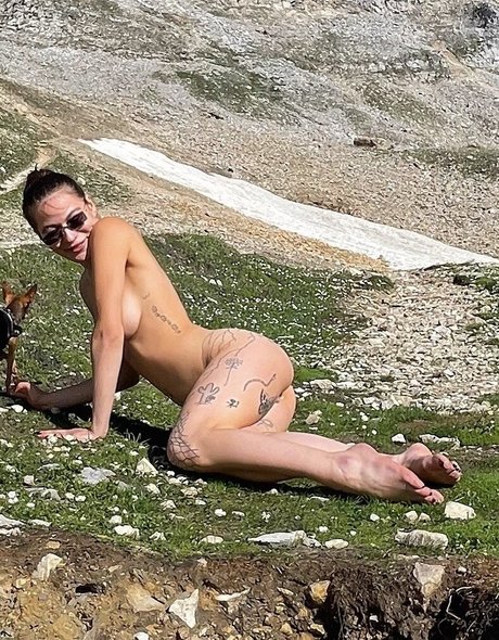 Babygurl42000 star porn gallery