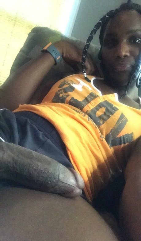 Serena Cocoa model perfect image