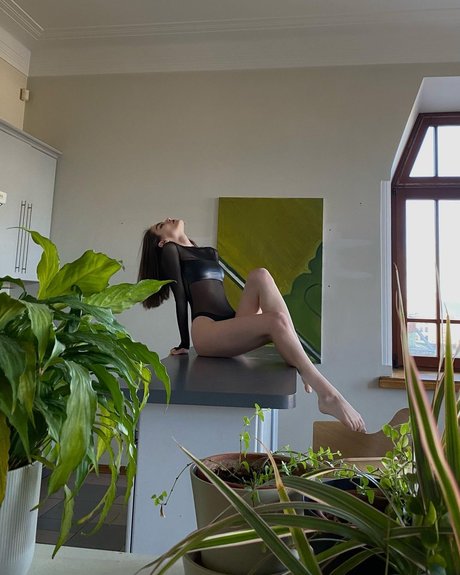 Diana Elias model high quality photo