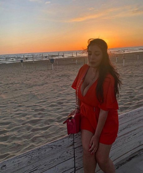 Valeria Vela model perfect pics