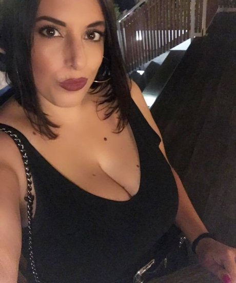 Valeria Vela free model photos