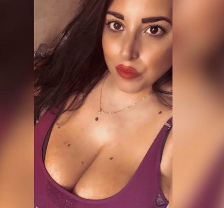 blowjob brunette onlyfans adult pictures