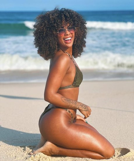 Marvvila pornstar nudes photo