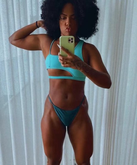 Marvvila pretty pornstar image