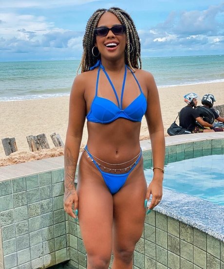 Marvvila pornstar nude gallery