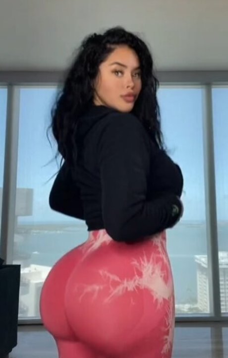 Viraljen star xxx pics