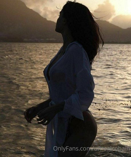 unrealcobain exclusive star images