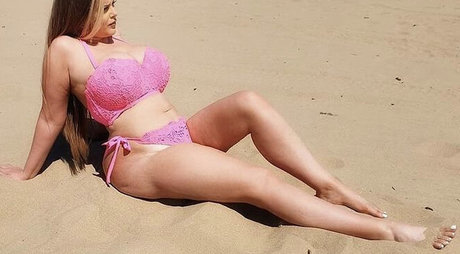 Fern Snailham beautiful actress pics