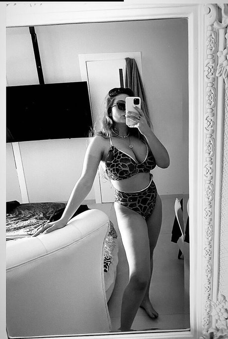 Shachar Alkoser pornstar hd images