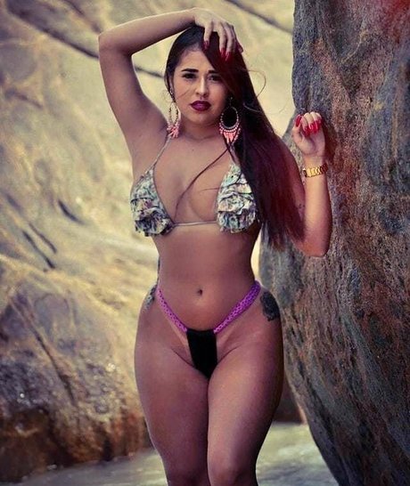 Tayenne Gouvea pornstar hot img