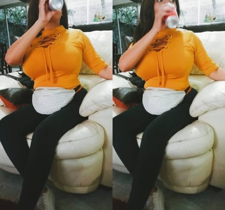 Kimberly Hdeez naked model gallery