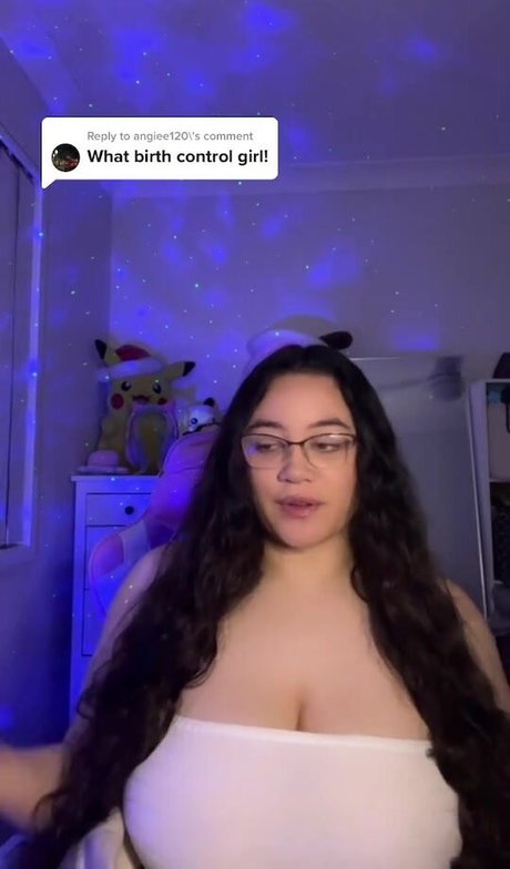 Carragh Mahuika pornstar art pic