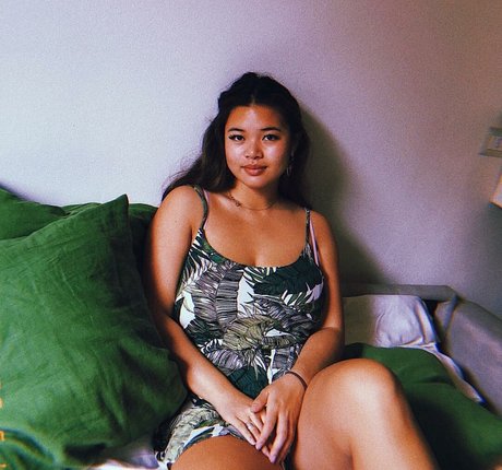 old young lesbian onlyfans erotic photo