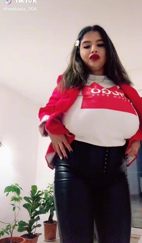 Melannia star nude pics