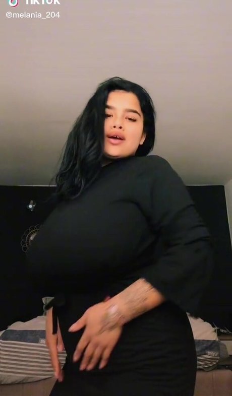 Melannia free star pic