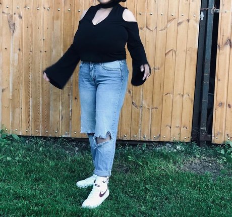 Melannia perfect actress picture