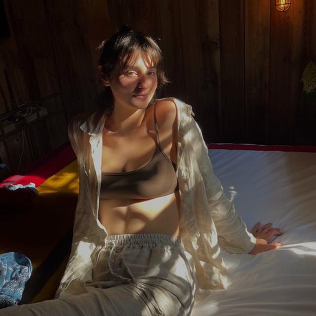 Romy Reiner pornstar nudes gallery