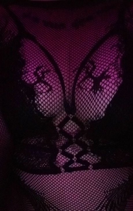 Kwasumi naked actress photo