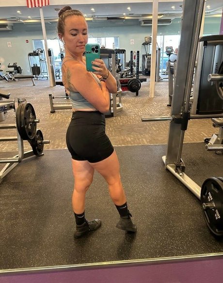 Xxxkhloekarter nice pornstar images