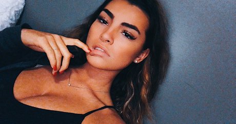 Kylie Manue erotic pornstar photo