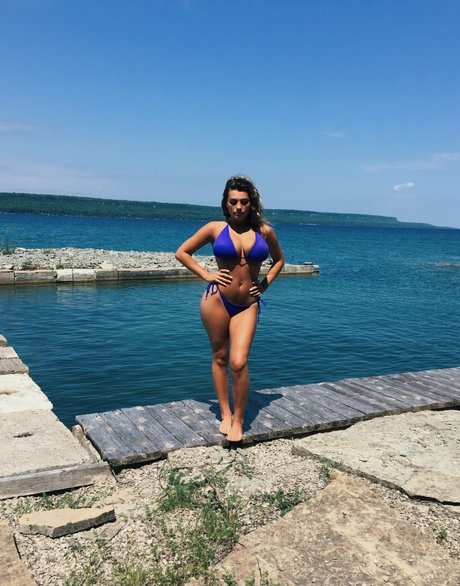 Kylie Manue erotic star galleries