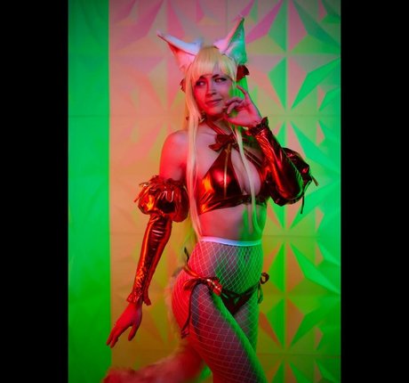 lovelyxriot best star images