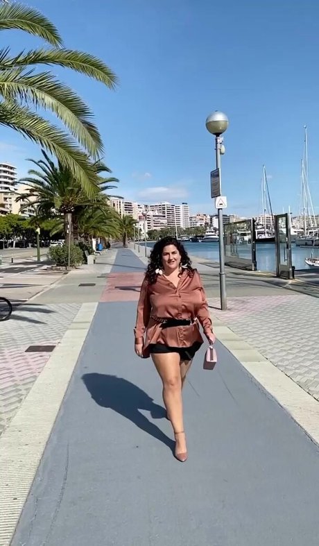 giant tits onlyfans beautiful xxx photo