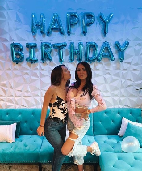 milf yoga onlyfans sexy naked archive